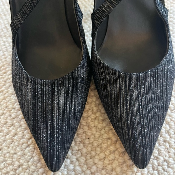 Stuart Weitzman Heels - Size 8 - Picture 4 of 10